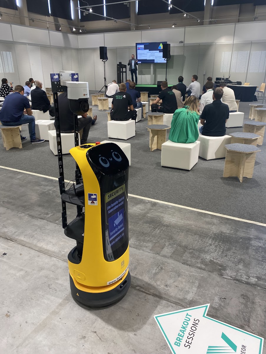Alpha11 Kamera-Roboter für Security-Einsatz mit 4K PTZ ENEO Kamera