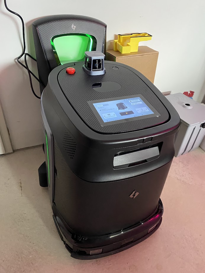Reinigungsroboter für Fitness Center und Gyms Alpha11